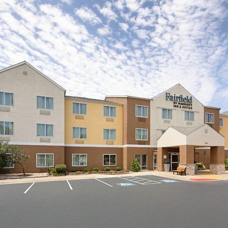 Fairfield Inn & Suites Austin University Area Exterior photo