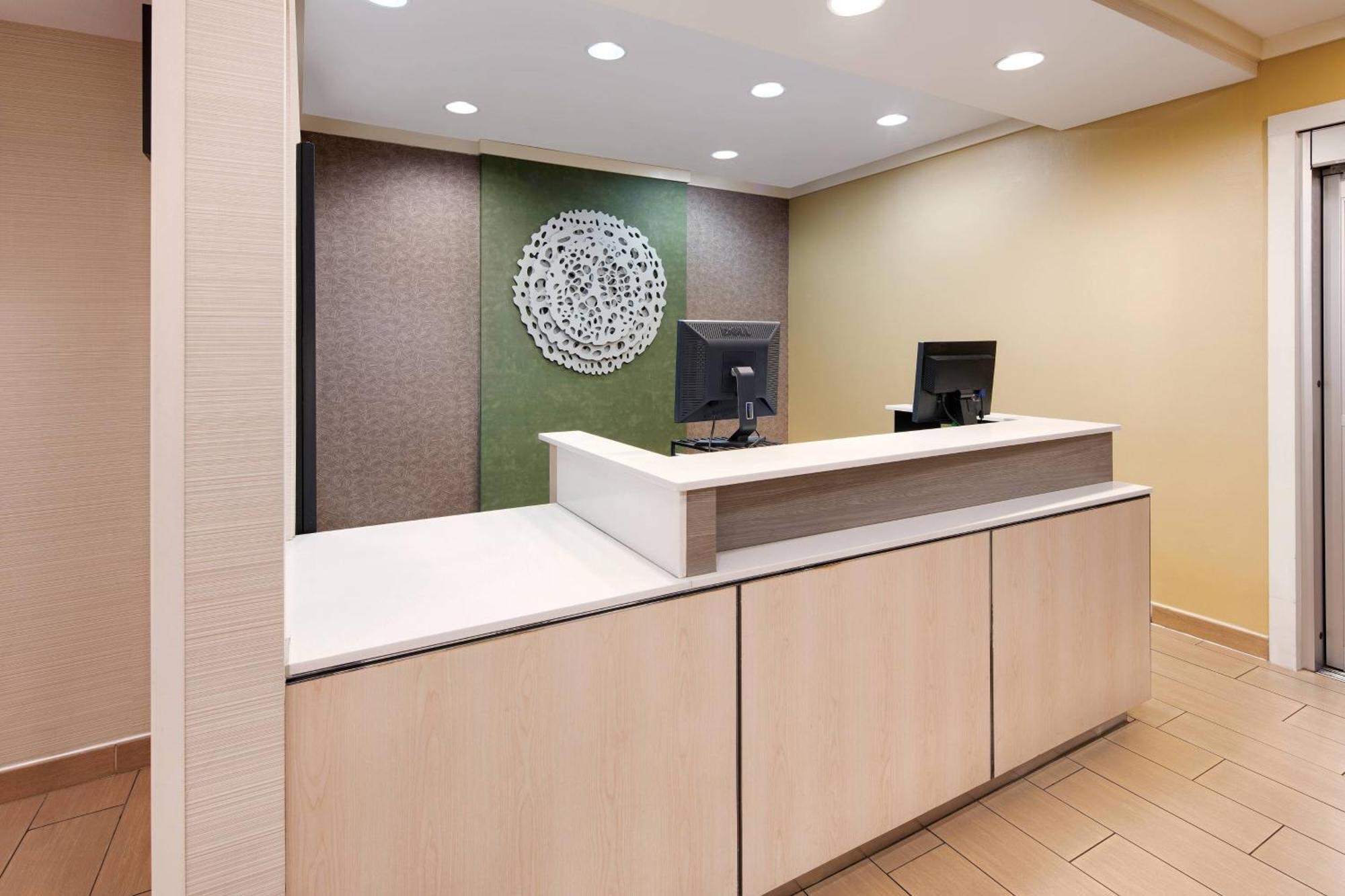 Fairfield Inn & Suites Austin University Area Exterior photo